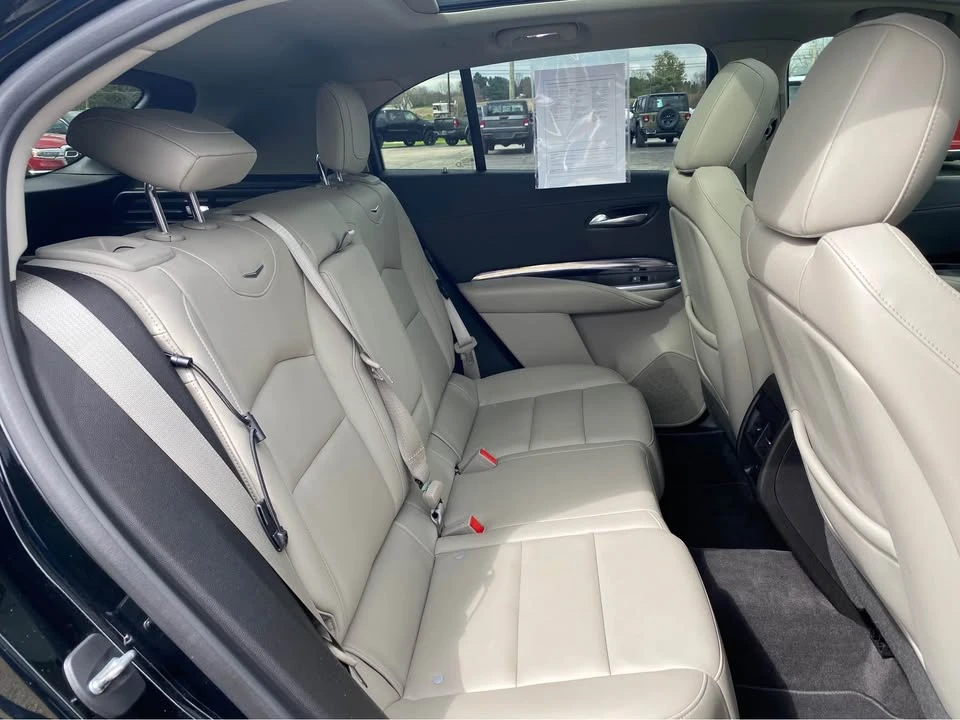 2019 Cadillac XT4 - Image 16 of 18