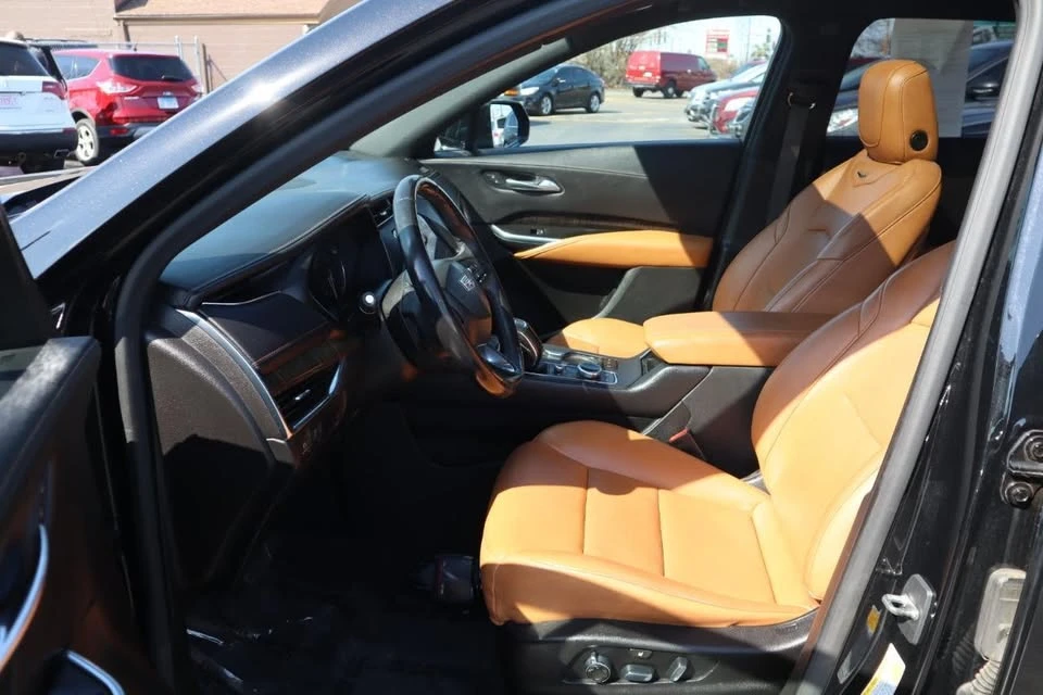 2019 Cadillac XT4 - Image 18 of 20