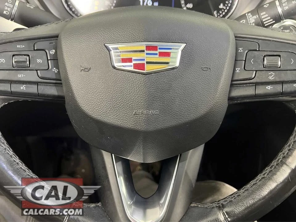 2019 Cadillac XT4 - Image 13 of 20