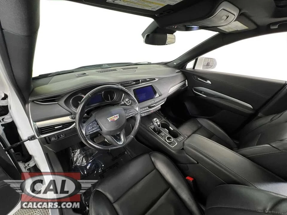 2019 Cadillac XT4 - Image 17 of 20