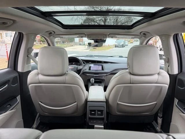 2019 Cadillac XT4 - Image 10 of 20