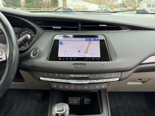 2019 Cadillac XT4 - Image 18 of 20