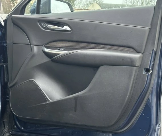 2019 Cadillac XT4 - Image 11 of 20