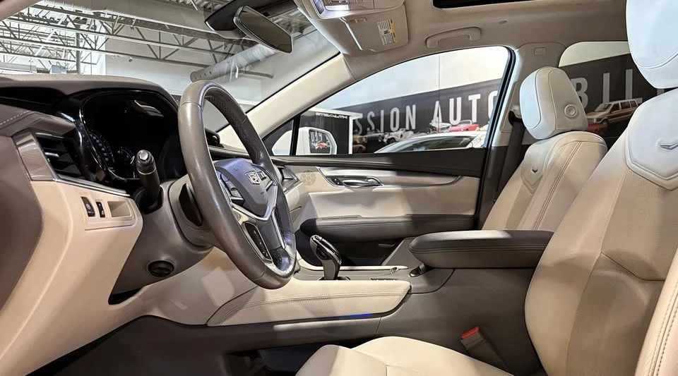 2019 Cadillac XT5 - Image 10 of 20