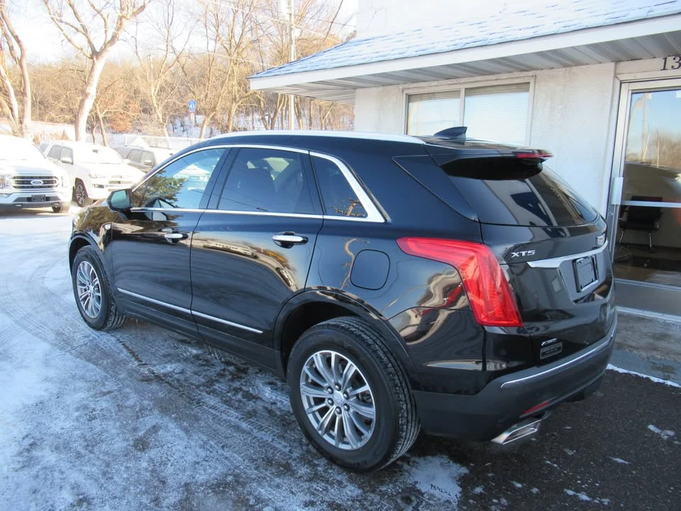 2019 Cadillac XT5 - Image 2 of 8