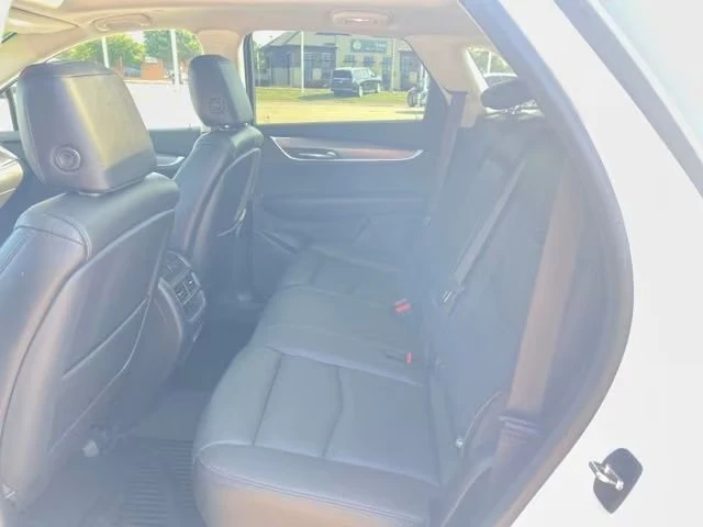 2019 Cadillac XT5 - Image 16 of 20