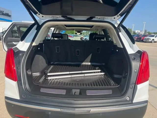 2019 Cadillac XT5 - Image 17 of 20