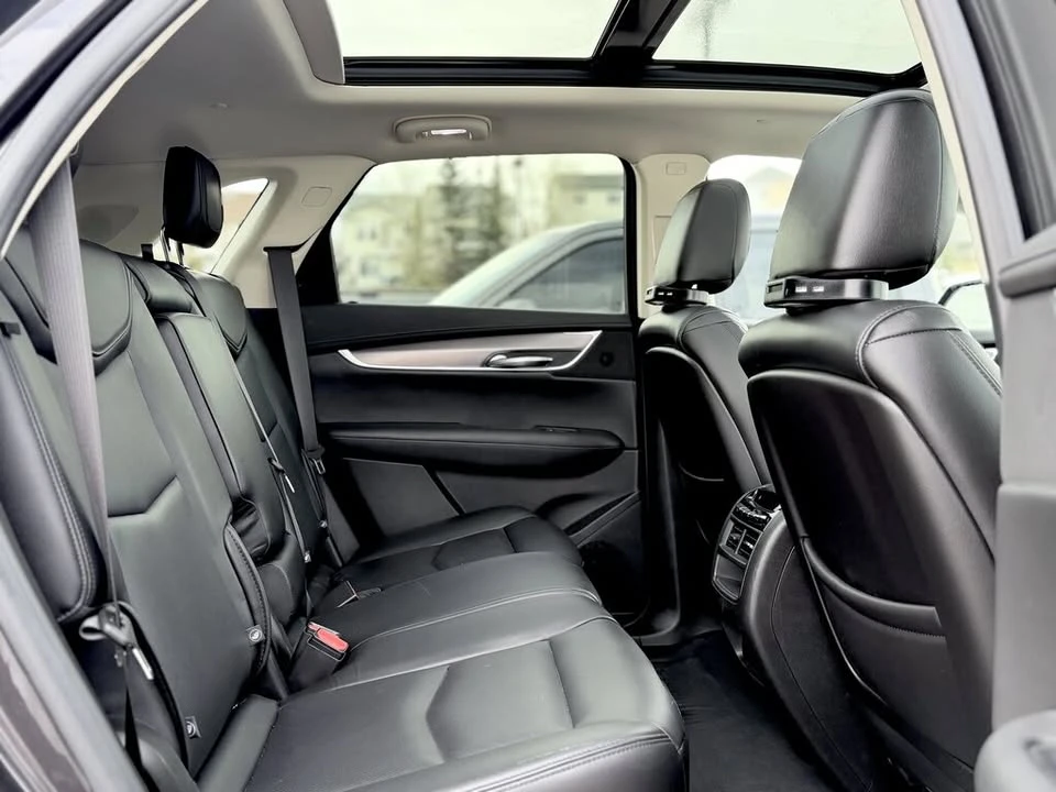 2019 Cadillac XT5 - Image 8 of 16