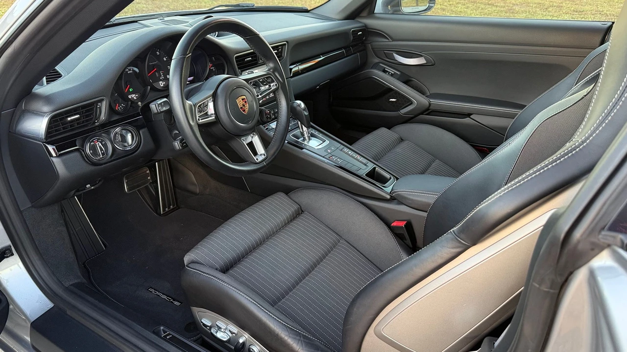 2019 Porsche 991 Carrera T - Image 6 of 12