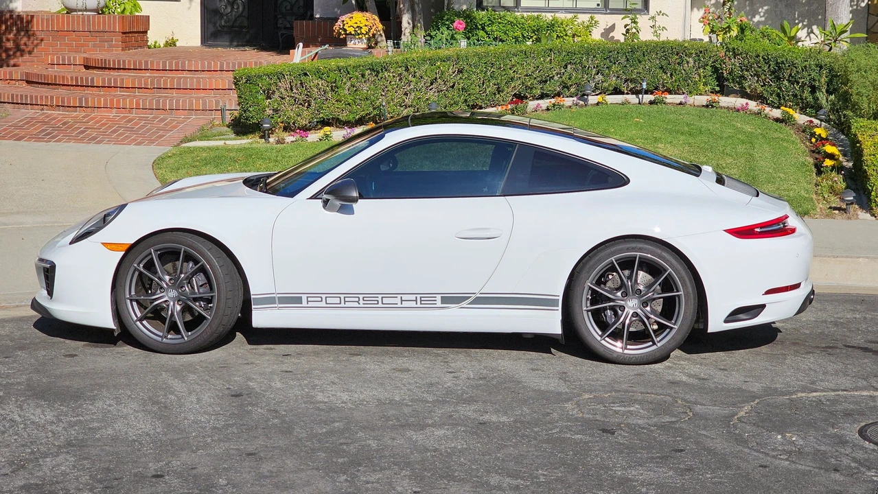 2019 Porsche 991 Carrera T - Image 22 of 22