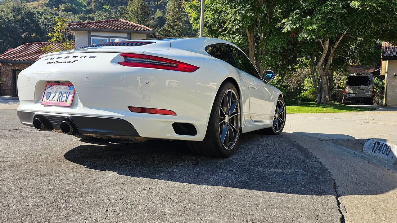 2019 Porsche 991 Carrera T - Image 17 of 22