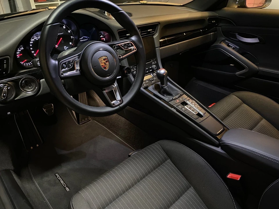 2019 Porsche 991 Carrera T - Image 5 of 17
