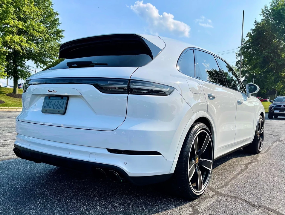 2019 Porsche 9Y0/9Y3 Cayenne Turbo - Image 2 of 3