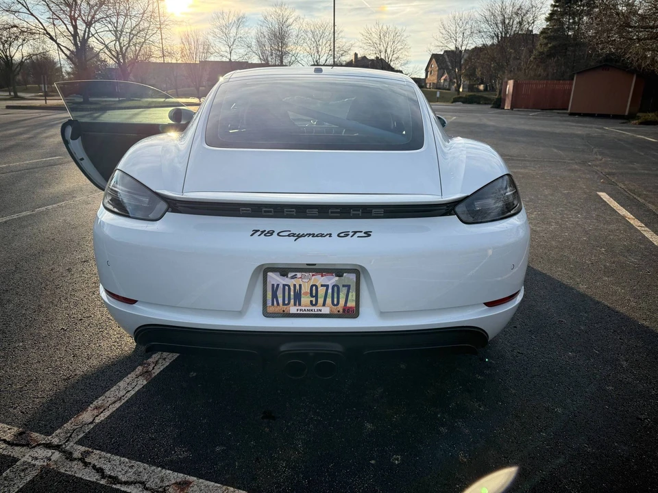 2019 Porsche 718 Cayman - Image 2 of 25