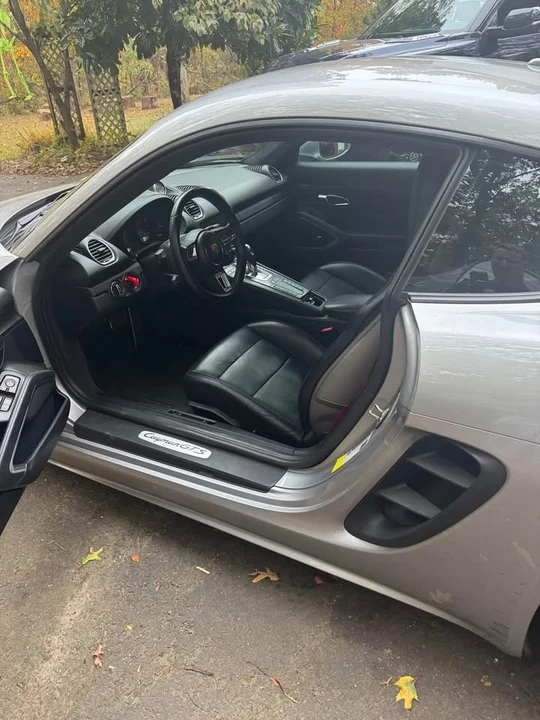 2019 Porsche 718 Cayman GTS - Image 6 of 9