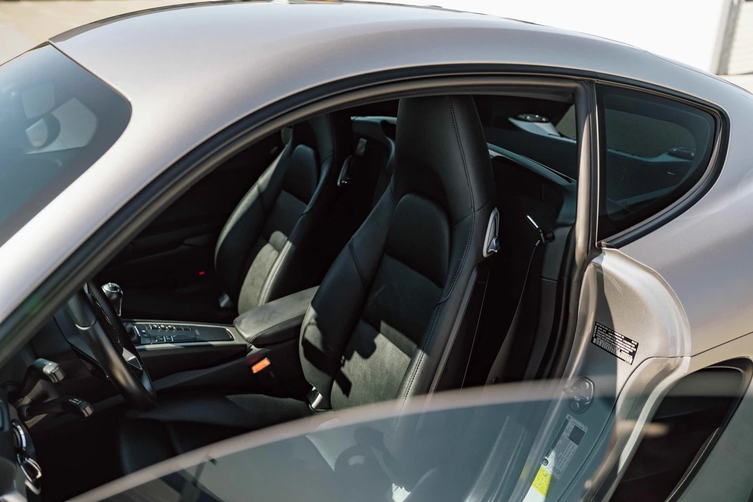 2019 Porsche 718 Cayman S - Image 15 of 16