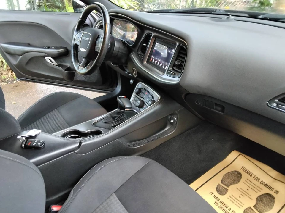 2019 Dodge Challenger 3rd Gen - Image 7 of 8