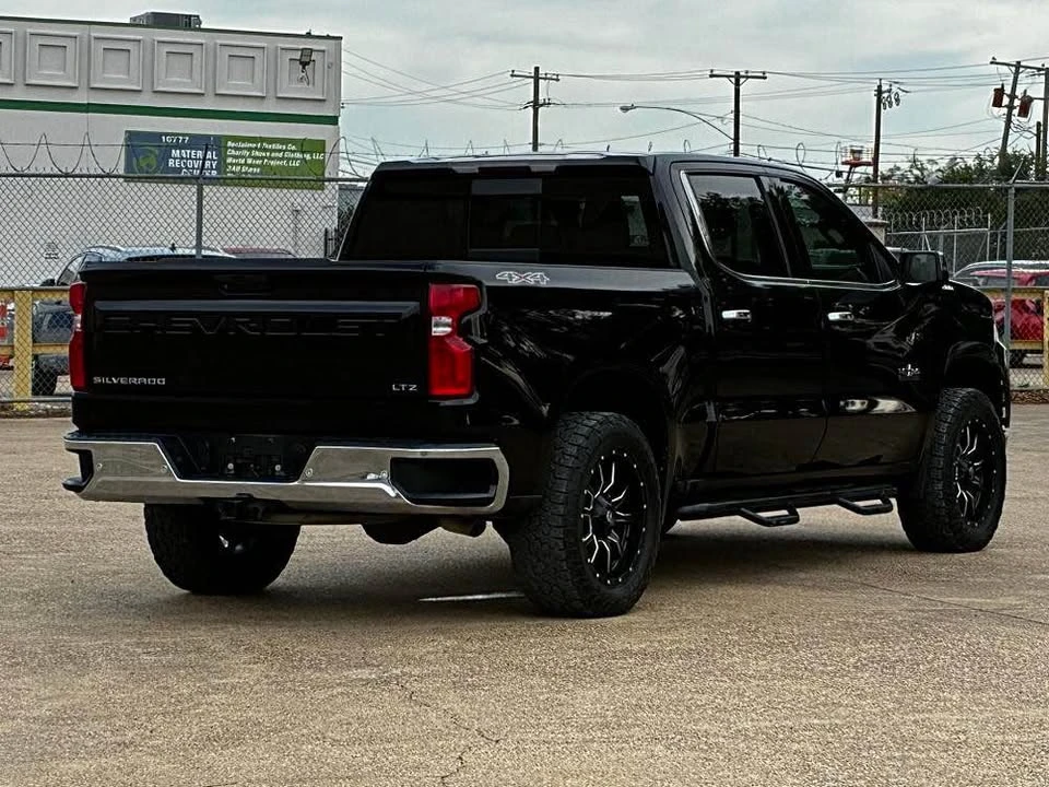 2019 Chevrolet Silverado - Image 6 of 11