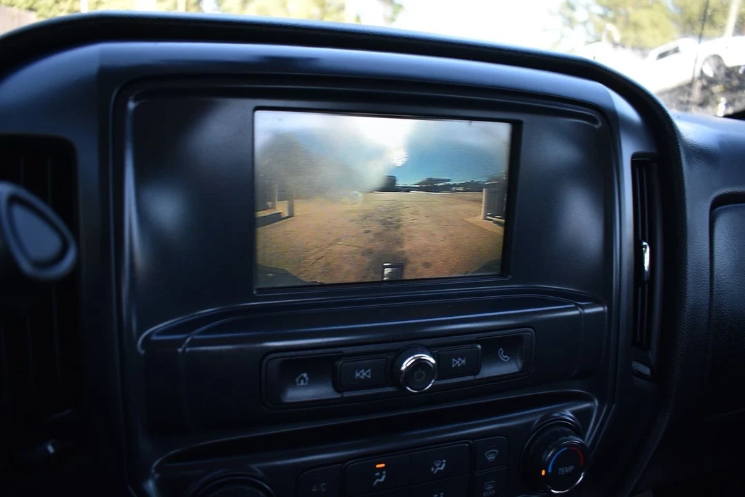 2019 Chevrolet Silverado - Image 16 of 21