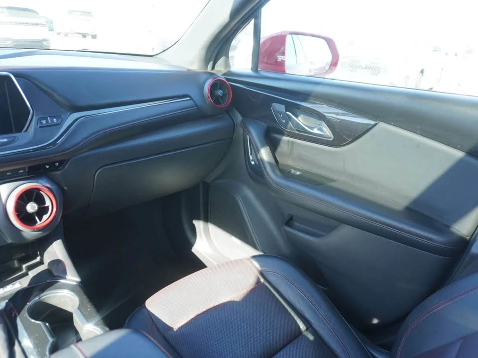 2019 Chevrolet Blazer - Image 8 of 13