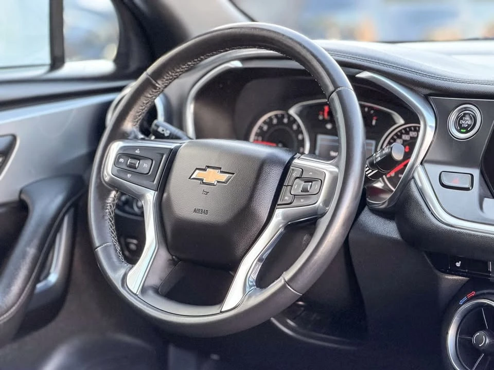 2019 Chevrolet Blazer - Image 11 of 19