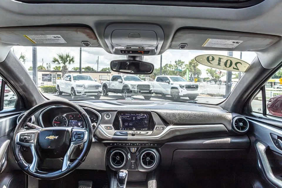 2019 Chevrolet Blazer - Image 14 of 19