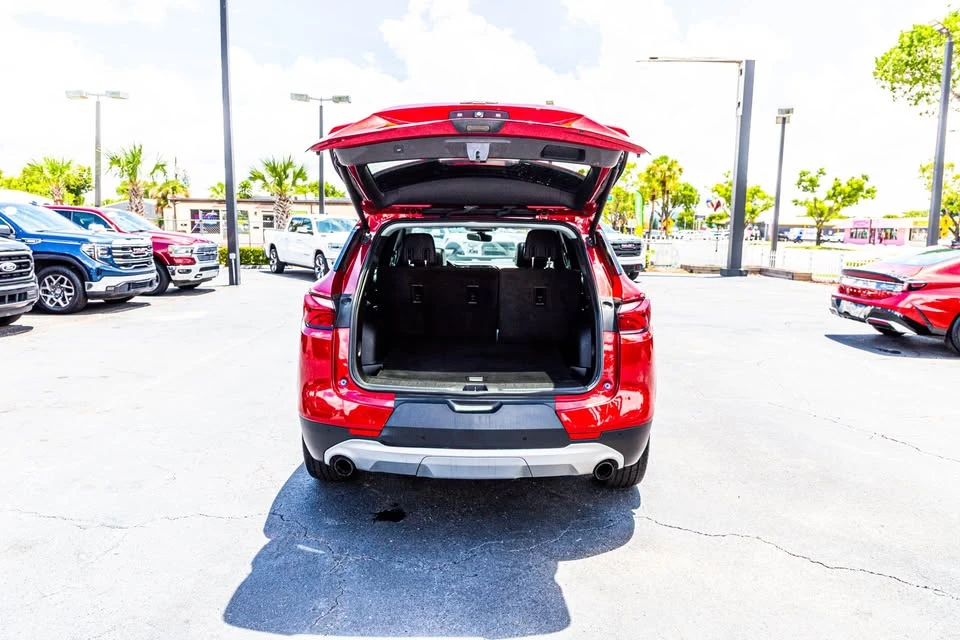 2019 Chevrolet Blazer - Image 9 of 19