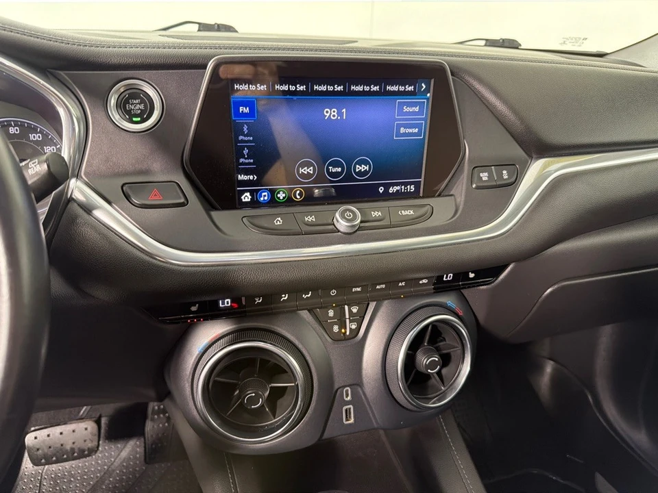2019 Chevrolet Blazer - Image 16 of 21