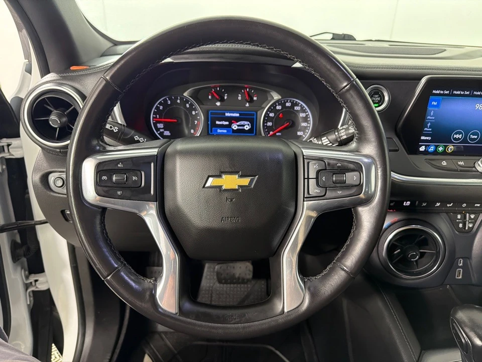 2019 Chevrolet Blazer - Image 15 of 21