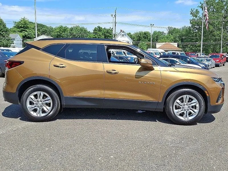 2019 Chevrolet Blazer - Image 8 of 12