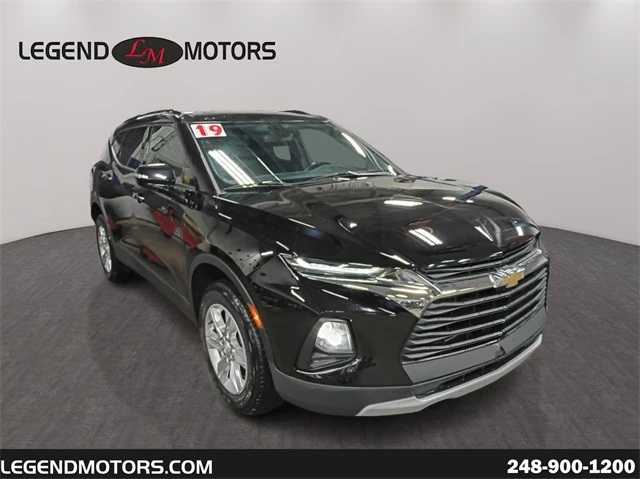 2019 Chevrolet Blazer - Image 2 of 12