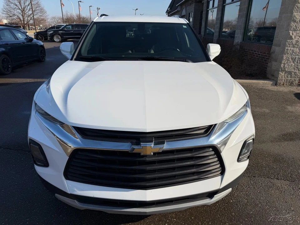 2019 Chevrolet Blazer - Image 8 of 12