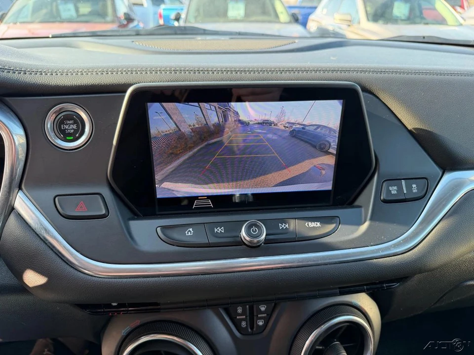 2019 Chevrolet Blazer - Image 13 of 21