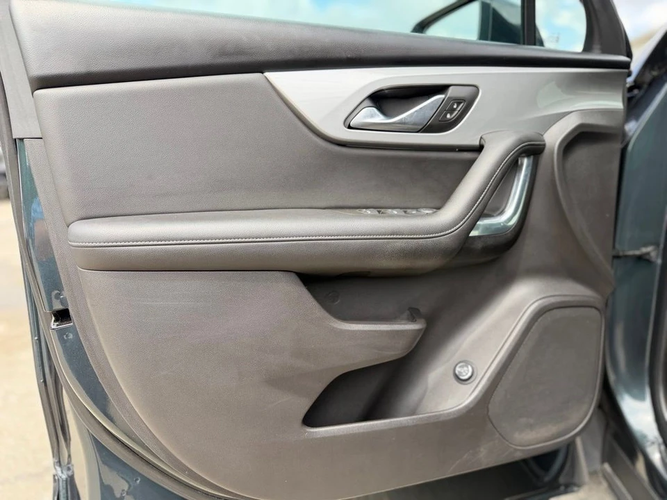 2019 Chevrolet Blazer - Image 12 of 21