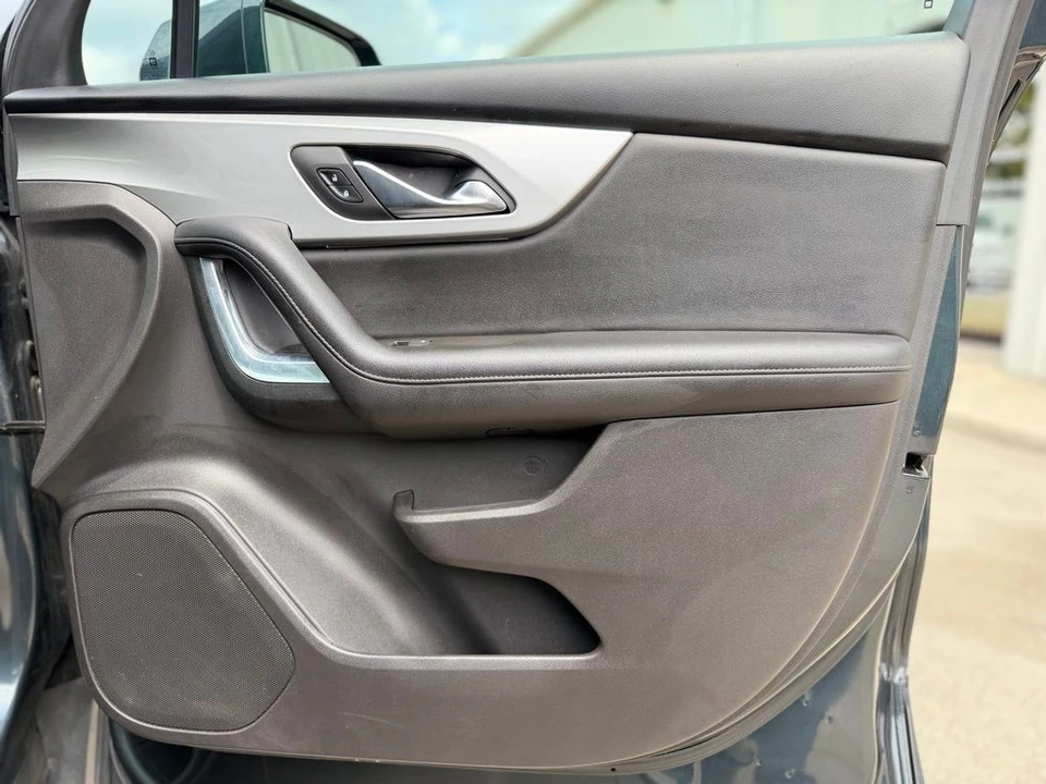 2019 Chevrolet Blazer - Image 15 of 21