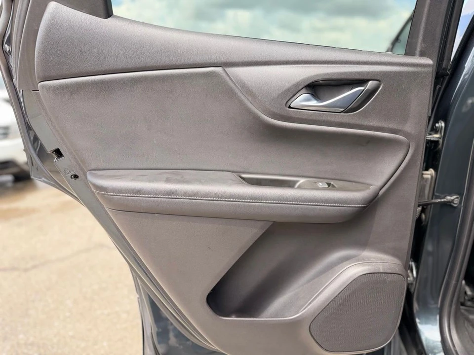 2019 Chevrolet Blazer - Image 18 of 21