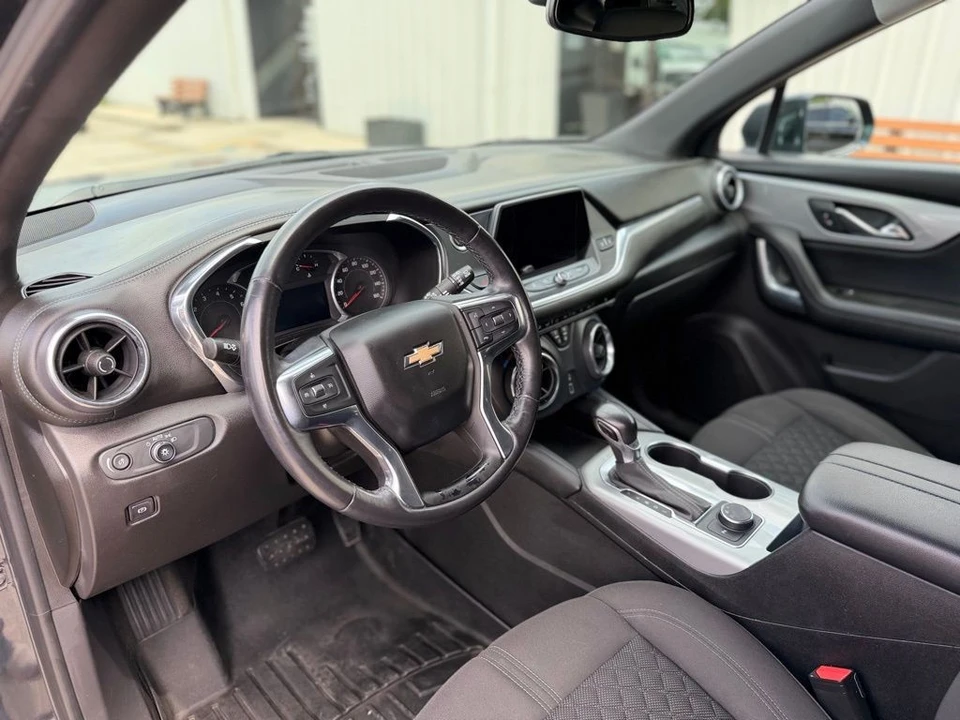 2019 Chevrolet Blazer - Image 13 of 21