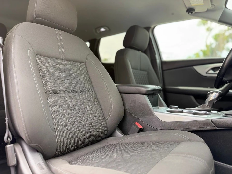2019 Chevrolet Blazer - Image 17 of 21