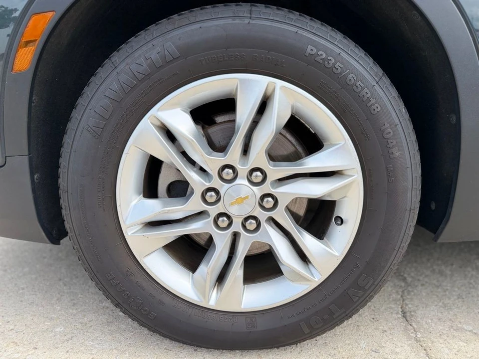 2019 Chevrolet Blazer - Image 8 of 21