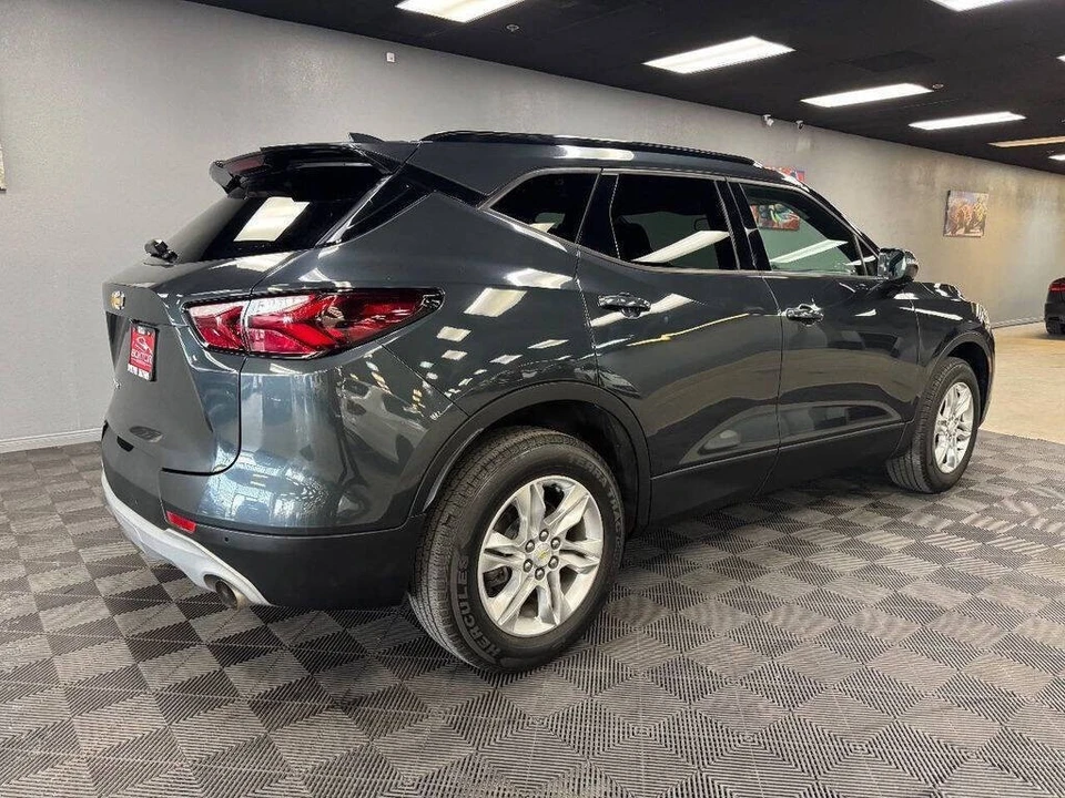 2019 Chevrolet Blazer - Image 17 of 21
