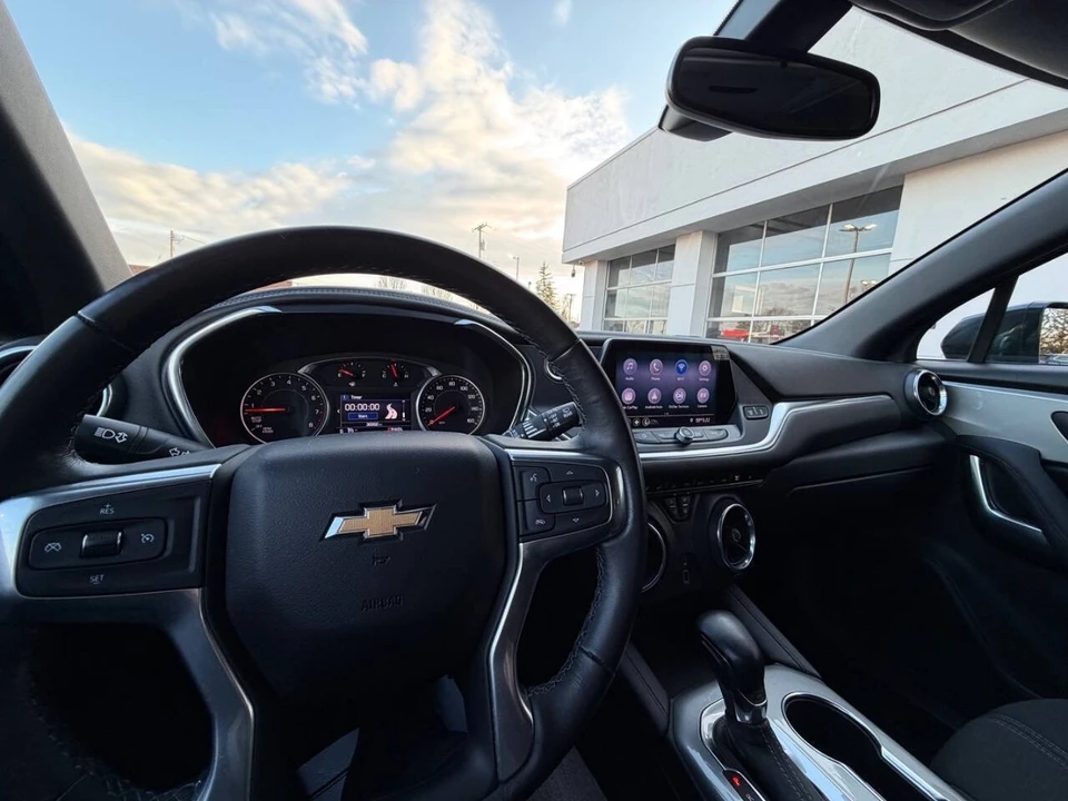 2019 Chevrolet Blazer - Image 15 of 21