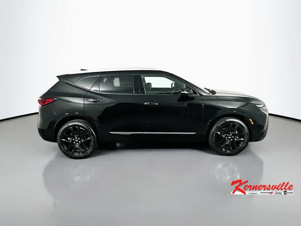 2019 Chevrolet Blazer - Image 8 of 21