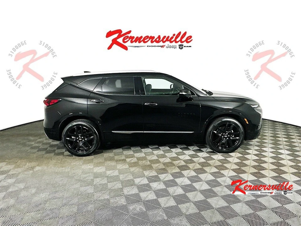 2019 Chevrolet Blazer - Image 8 of 21