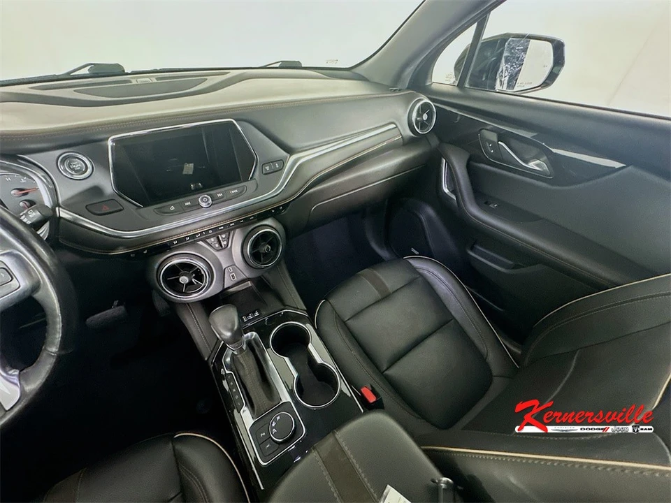2019 Chevrolet Blazer - Image 11 of 21