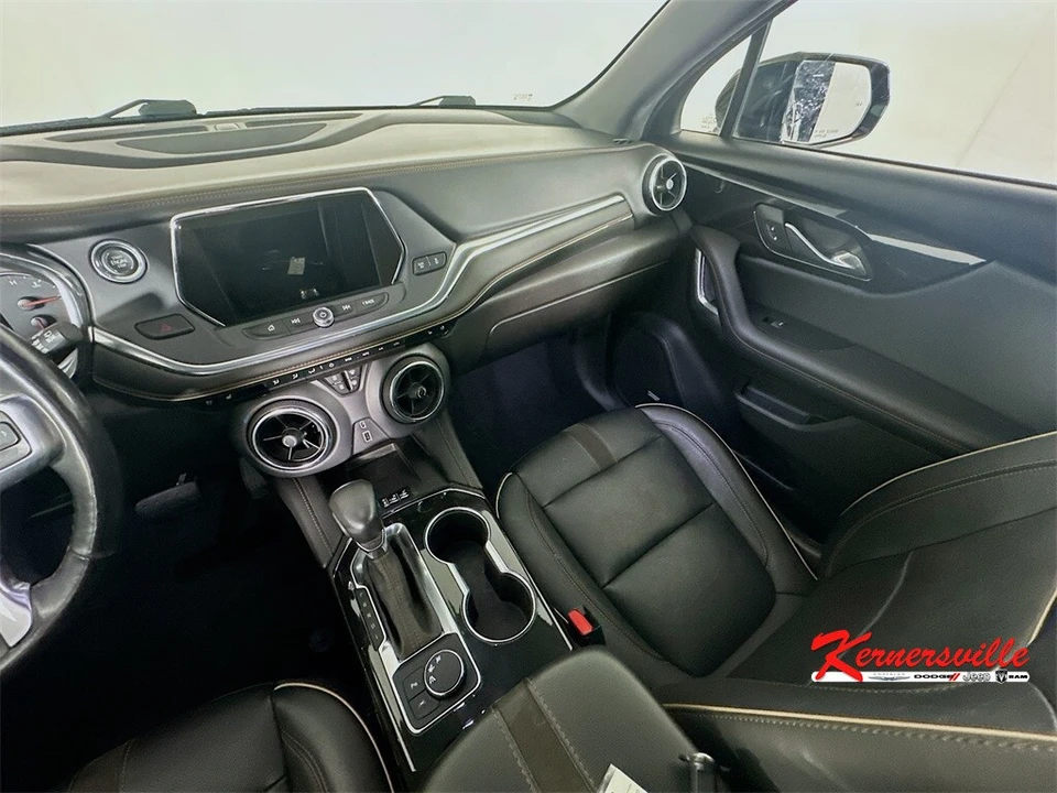 2019 Chevrolet Blazer - Image 11 of 21