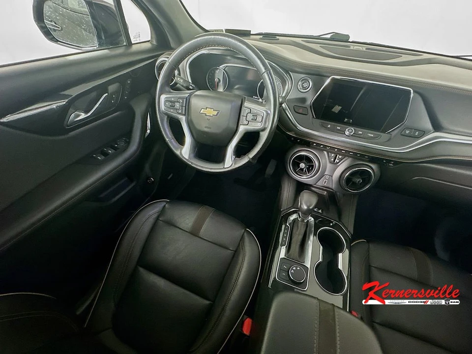 2019 Chevrolet Blazer - Image 9 of 21