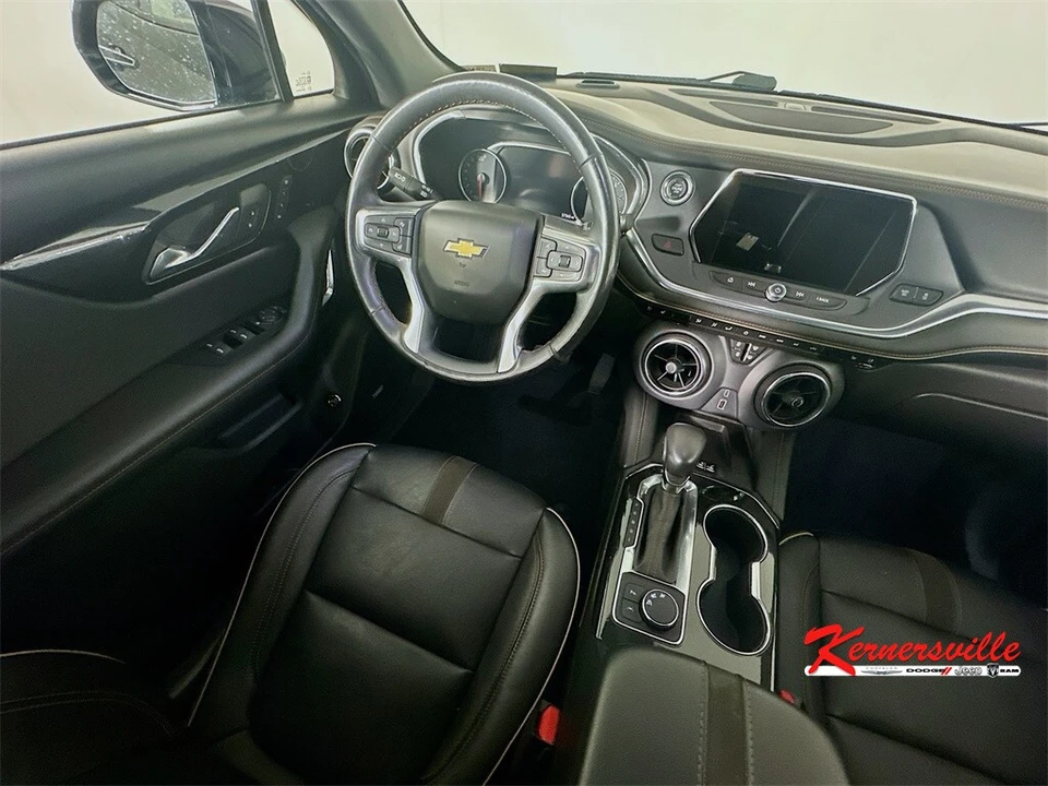 2019 Chevrolet Blazer - Image 9 of 21