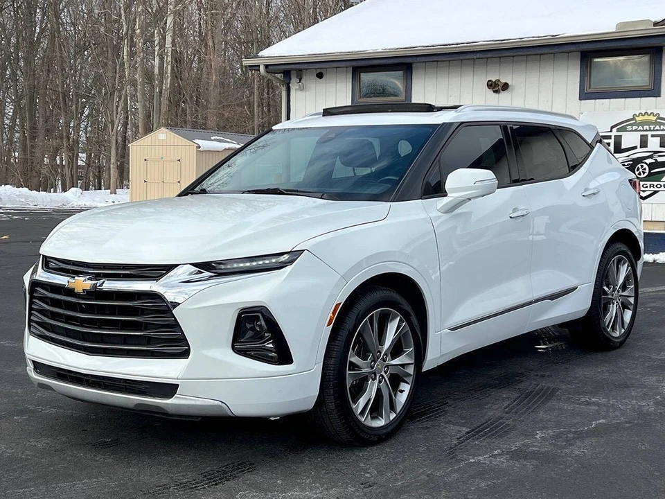 2019 Chevrolet Blazer - Image 8 of 21