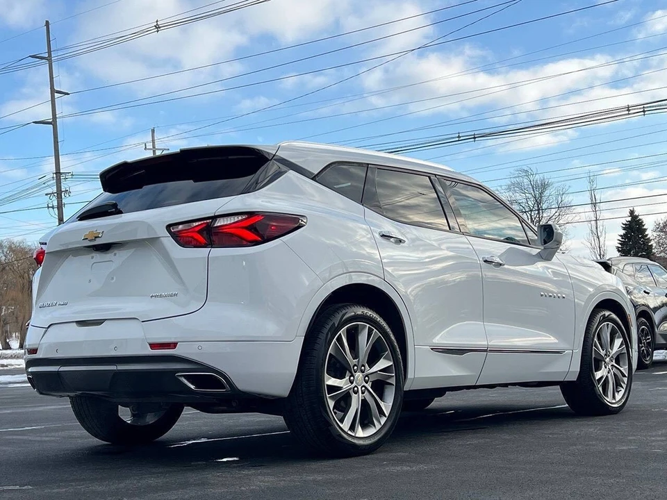 2019 Chevrolet Blazer - Image 19 of 21
