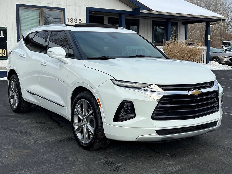 2019 Chevrolet Blazer - Image 10 of 21